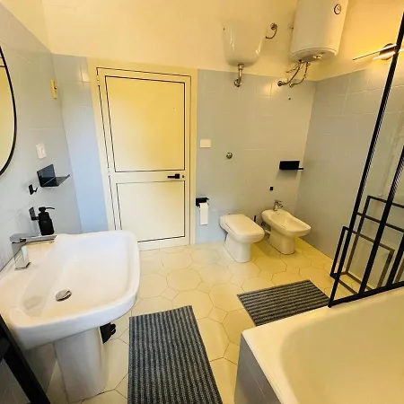 Villa Mit Großem Garten Und Aufstellpool, 800m Zum Meer, *