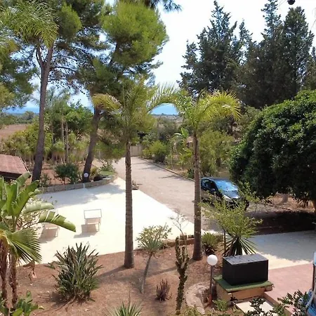 Mit Grossem Garten Und Aufstellpool, 800m Zum Meer, Villa Lido Marini